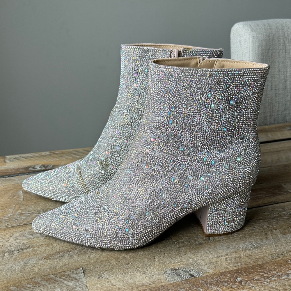 Betsey Johnson Kyla Booties